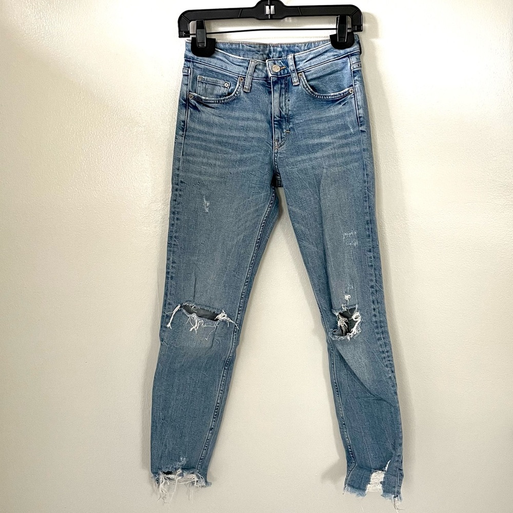 &Demin Girlfriend Jeans Medium Wash Size 25 Distressed Stretch